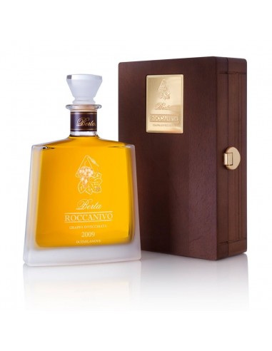 Aged Grappa from Barbera 'Roccanivo' 2010 (wood box) - Berta Aged Grappa from Barbera 'Roccanivo' 2010 (wood box) - Berta